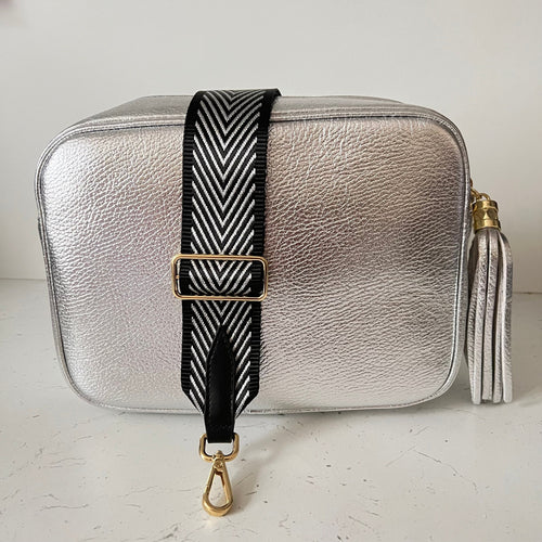 Large Metallic Silver Leather Bag Gold Tone Hardware Crossbody Camera Bag Wide Canvas Black / Silver Strap