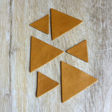 Load image into Gallery viewer, 28 Pieces Leather Triangle Blanks Earring Shapes Die Cuts English Mustard 14 Pairs